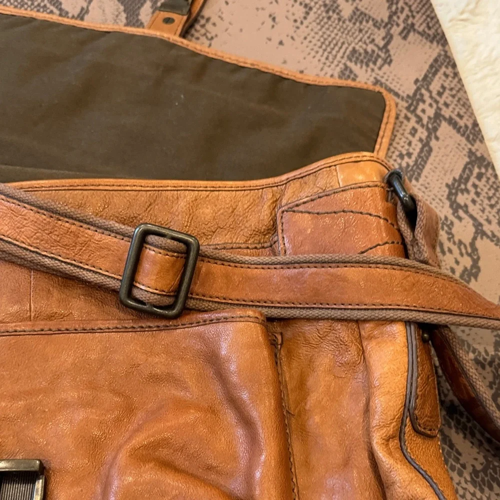 Fossil Brown Leather Messenger Bag